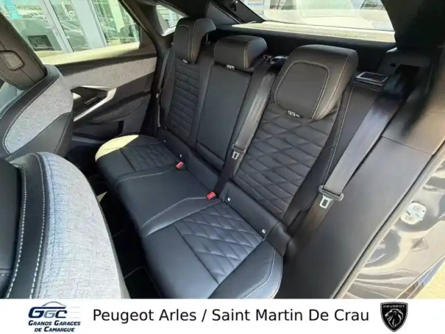 Peugeot 3008 electrique 325 ch 4x4 73 kwh — photo 10