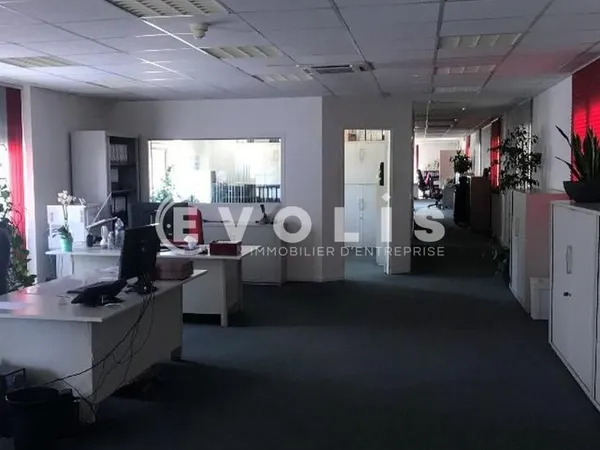 Bureaux 134 m²