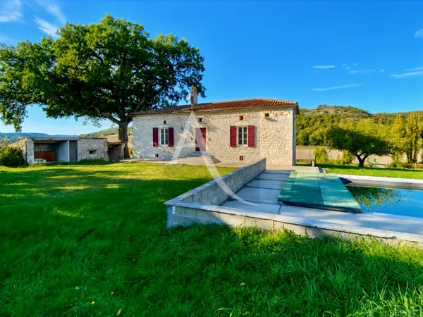 Découvrez cette magnifique maison de campagne