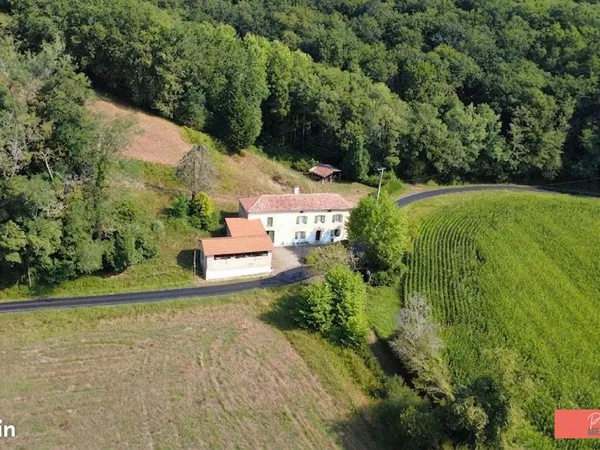 Ferme 5 pièces 150 m²