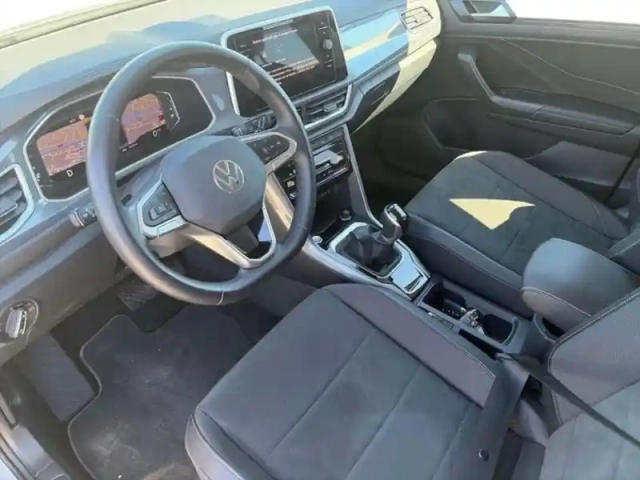 Volkswagen T-Roc 1.5 tsi evo2 150 start/stop dsg7 style — photo 9