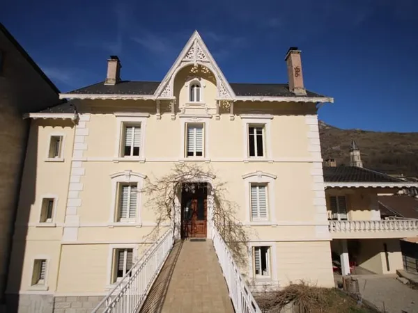 Maison de caractère