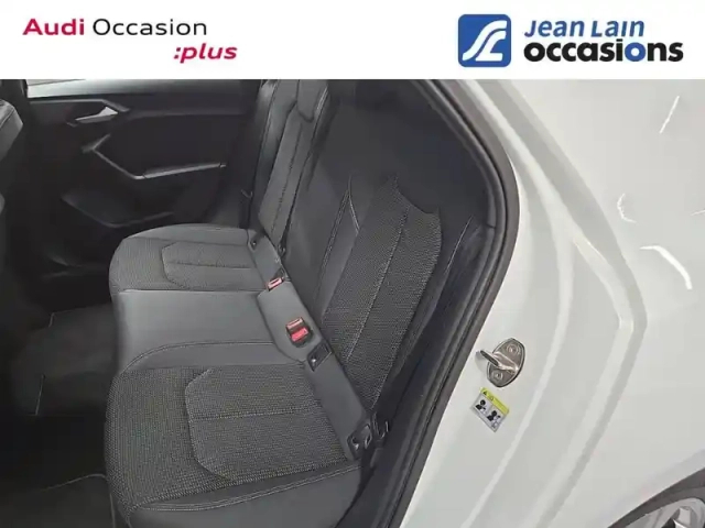 Audi A1 sportback 30 tfsi 110 ch s tronic 7 — photo 17