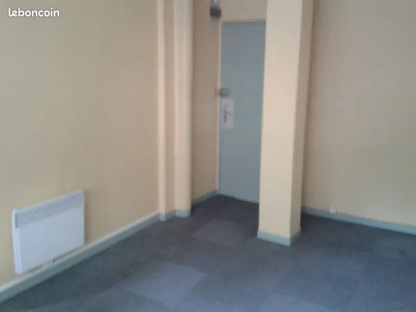A louer local professionnel 27m2