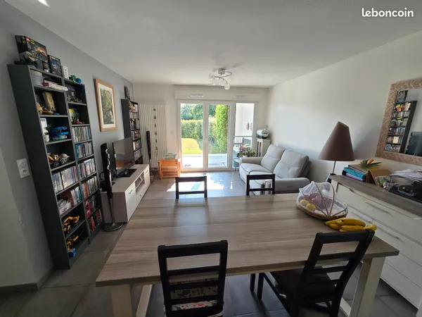 Appartement T3 au Bourg de 69m² en RDC avec jardin privatif clos d'environ 100m²