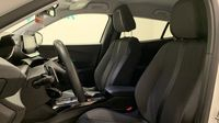Peugeot 2008 1.2 PureTech 130ch S&S Allure Pack EAT8 — photo 12
