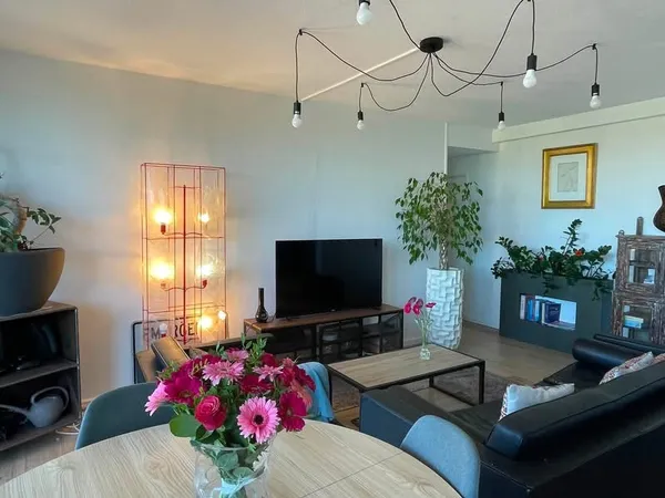 Loue chambre en colocation dans appartement