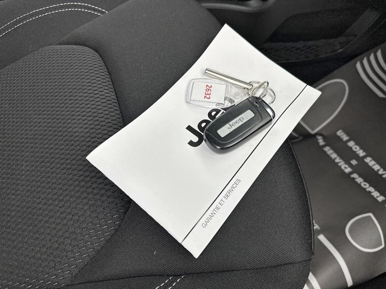 Jeep Renegade 1.5 turbo t4 130 ch bvr7 e-hybrid summit — photo 33