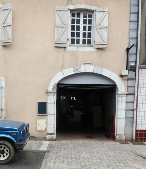 Photo 2