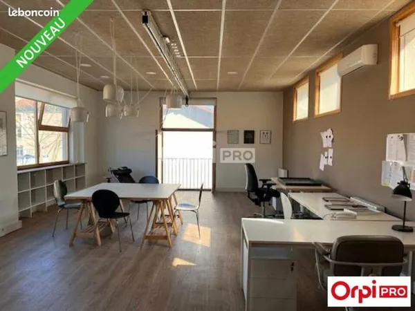 Bureau 98 m²