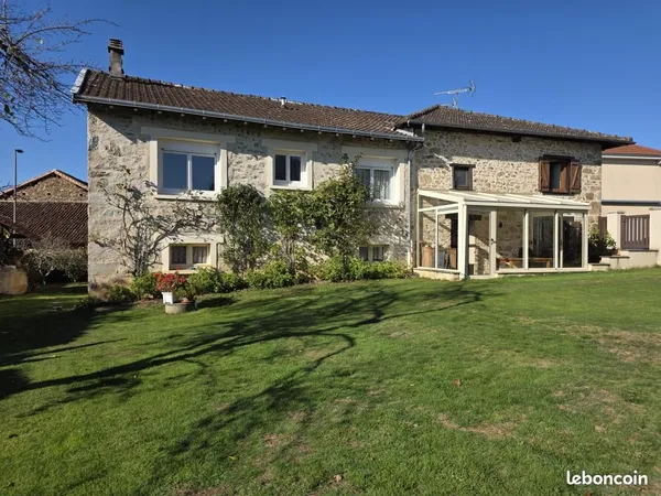Maison 10 pièces 171 m²