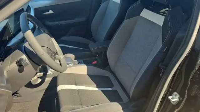 Opel Frontera electric 113 ch autonomie étendue &amp; batterie 52 kwh — photo 12