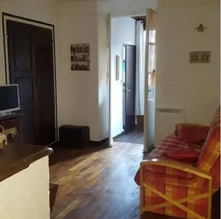 À louer appartement à Isola village