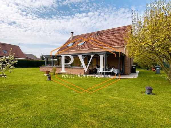 Maison 5 pièces 141 m²