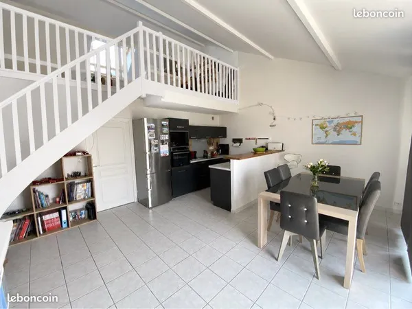 Appartement T3-4 très lumineux