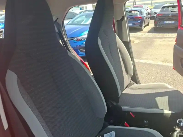 Toyota Aygo 1.0 vvt-i x-shift — photo 24