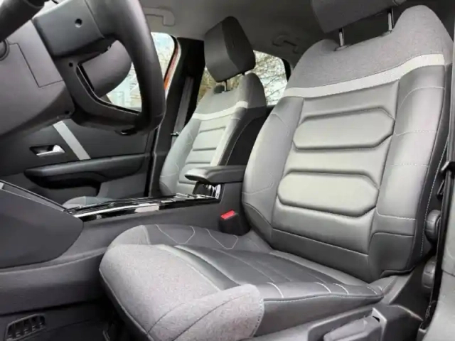 Citroën C4 moteur électrique 136ch (100 kw) shine automatique — photo 7