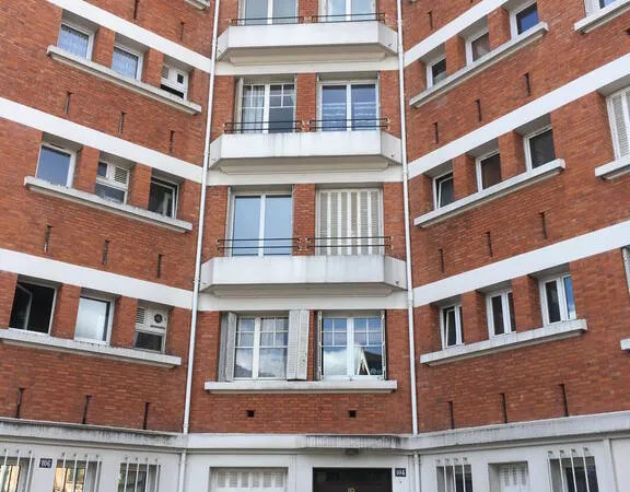 Studio 1 pièce 33 m²