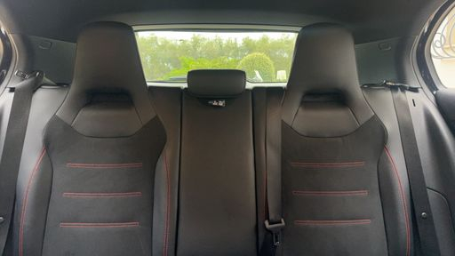 Mercedes Classe A 200 1.3 Ti 163 7G-DCT - AMG Line – 2020 – 72077 km – Essence – Boîte Automatique — photo 32