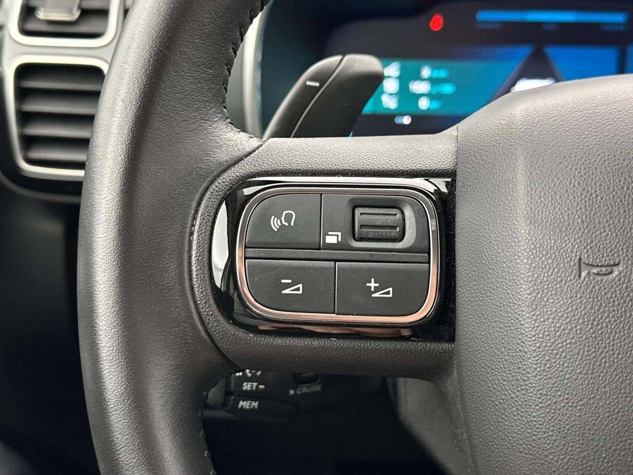Citroën C5 Aircross hybride rechargeable 225 s&s e-eat8 c-series — photo 20