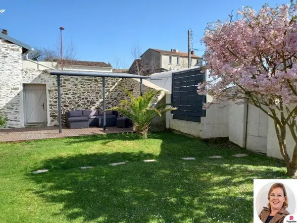 Maison 8 pièces 184 m²