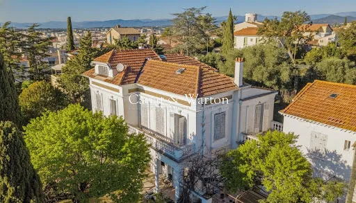 Villa 11 pièces 285 m²
