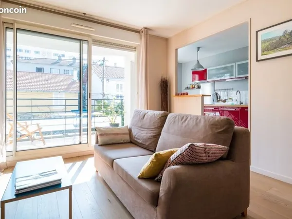 Appartement quartier Monplaisir au calme