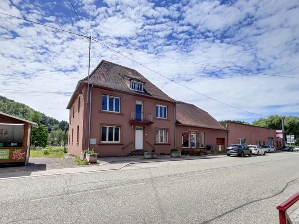 Commerce 515 m²