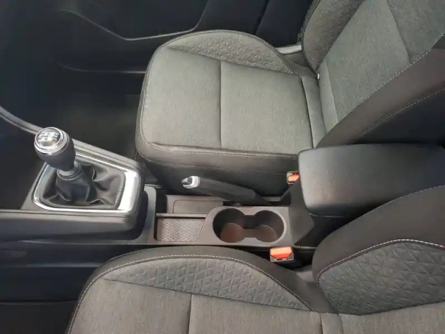 Renault Captur tce 140 - 21 — photo 22