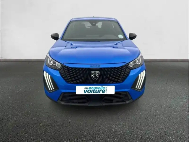 Peugeot 2008 puretech 100 s&amp;s bvm6 — photo 2
