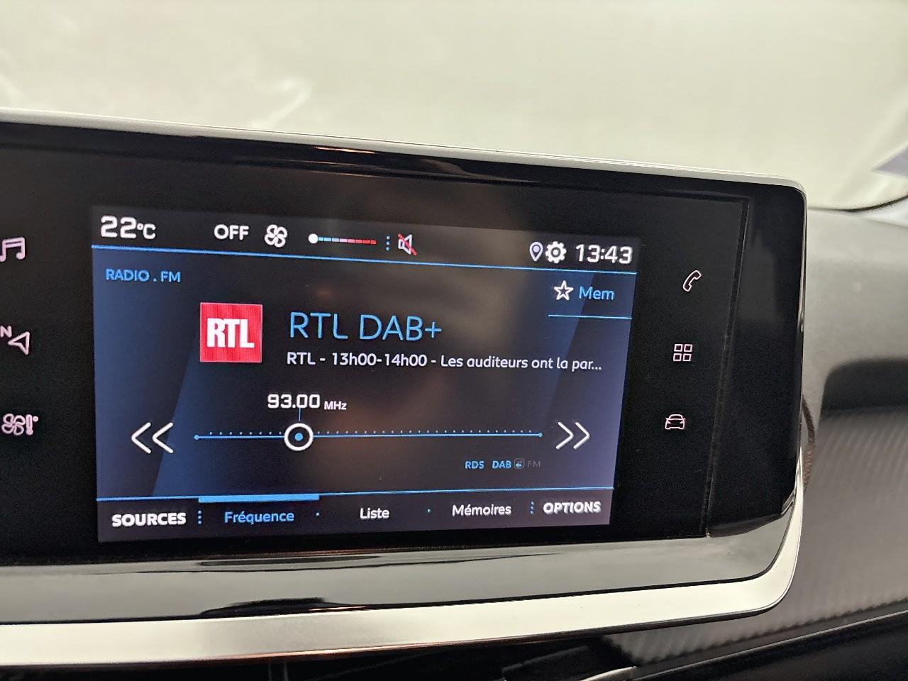 Peugeot 208 puretech 75 s&s bvm5 style — photo 11