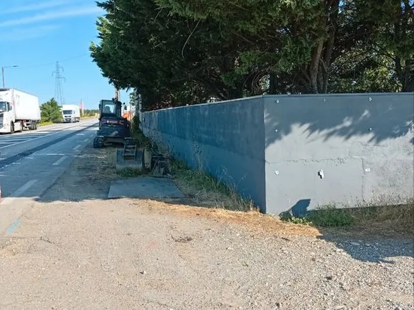 Terrain commercial à louer