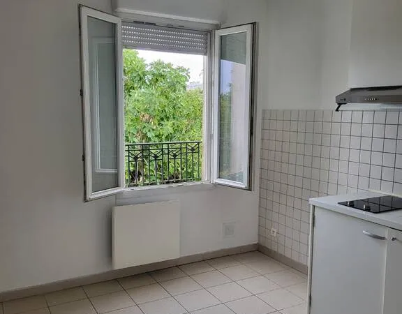 Studio 1 pièce 26 m²