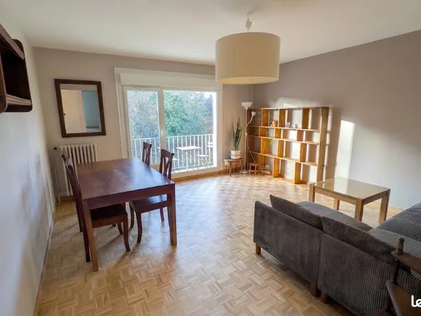 Le Hameau, T3 70m² meublé - Loggia, cave et parking (Rue Saint-Ouen)