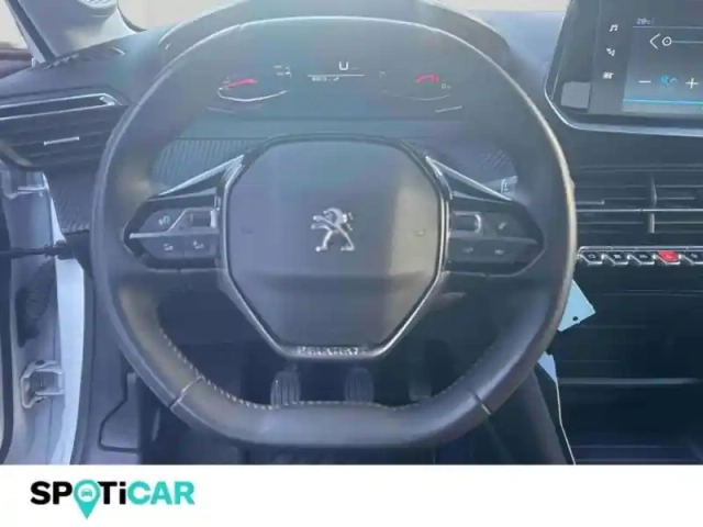 Peugeot 208 1.2 puretech 100ch s&amp;s style — photo 13
