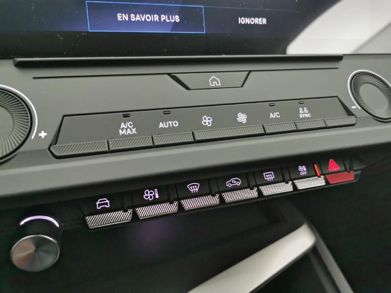 Peugeot 308 hybrid 145 e-dcs6 style — photo 32