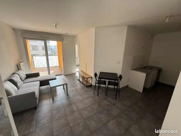 Location T2 (meublé) 38.5 m2