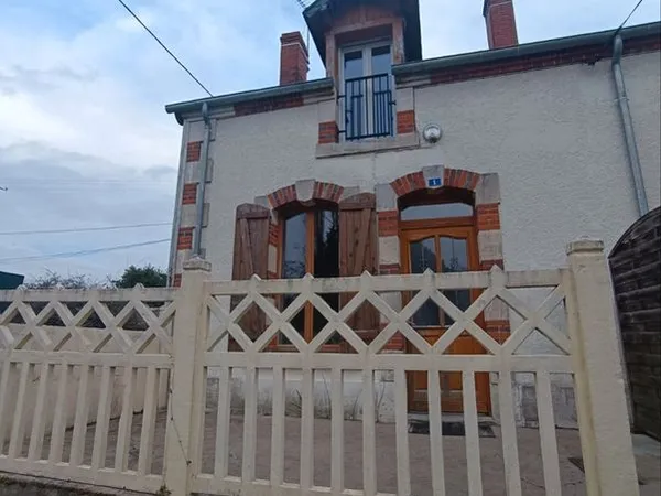 Maison 2 ch avec terrasse et jardiet