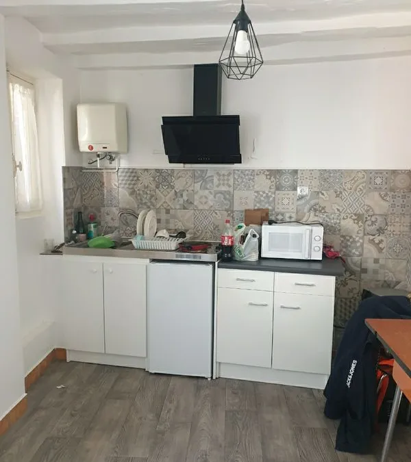 Photo 1