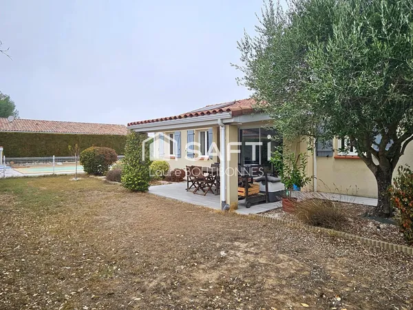 MAISON AVEC PISCINE, AU CALME ET SANS VIS-À-VIS