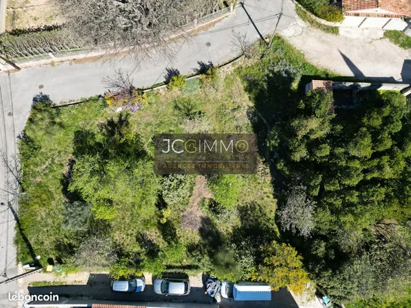 Terrain 427 m² Puget-Ville