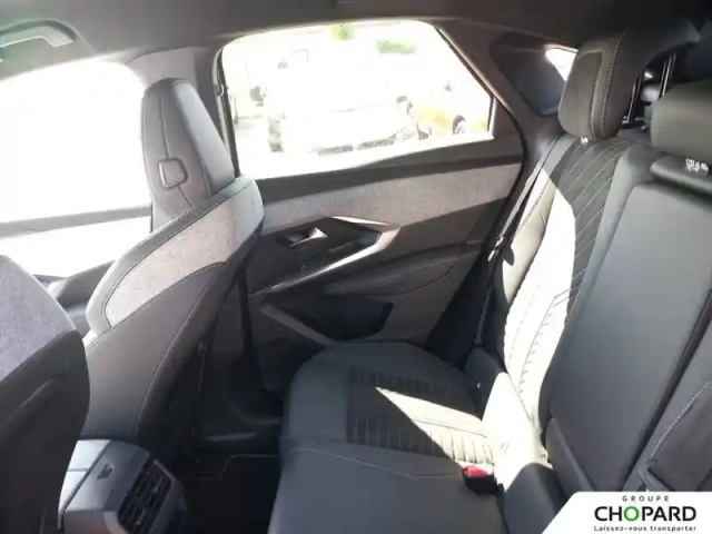 Peugeot 3008 hybrid 136 e-dcs6 — photo 19