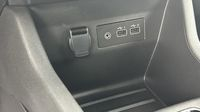 Renault Clio 1.5 Blue dCi 100ch Evolution - 24 — photo 17