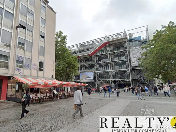 Local commercial 219 m²