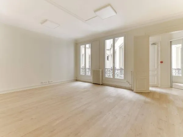 Bureaux 80 m²
