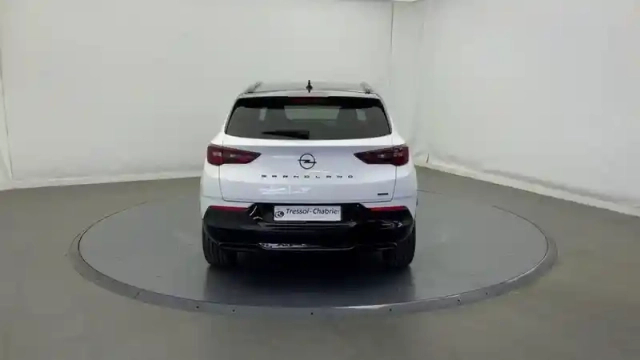 Opel Grandland hybrid 225 ch bva8 gs — photo 4