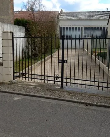 BOX DE STOCKAGE 10 m2