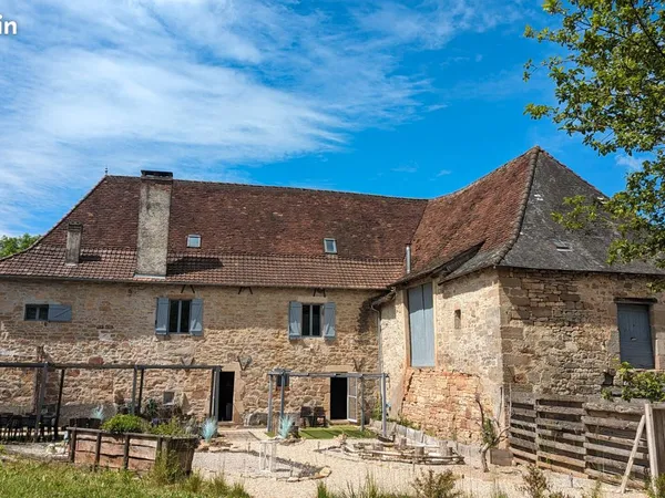 Propriété 10 pièces 288 m²