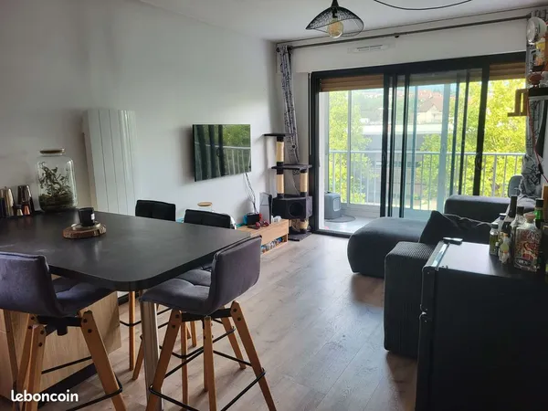 T2 avec balcon et parking - Avenue de Genève, Annecy