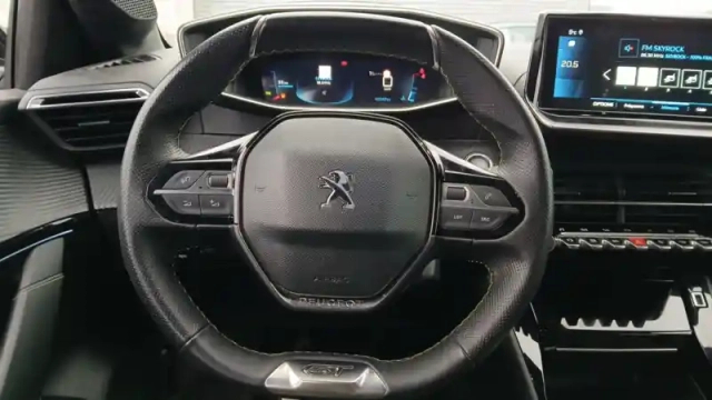 Peugeot 208 puretech 100 s&amp;s bvm6 — photo 66